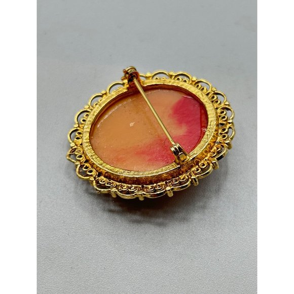 Libra Resin Cameo Zodiac Sign Vintage Round Pin Brooch Vintage Costume Jewelry - Picture 4 of 6